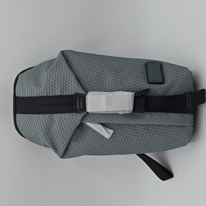 #153 NWT - TUMI - Tahoe Bozeman Sling - Nevado Grey